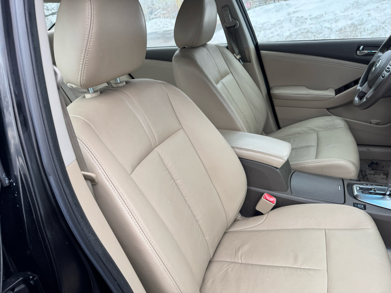 Nissan Altima 2.5 SL Sedan 2011