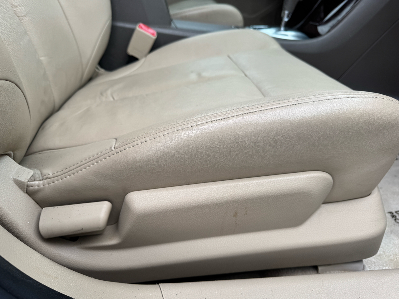 Nissan Altima 2.5 SL Sedan 2011