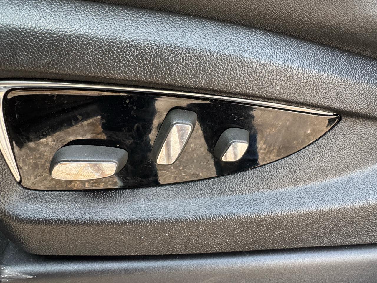 Cadillac Escalade Premium 4WD 2015