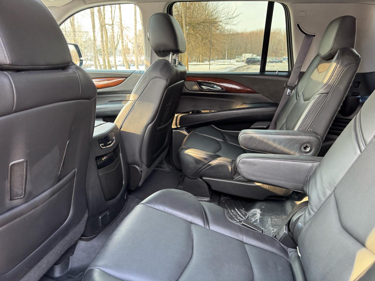 Cadillac Escalade Premium 4WD 2015