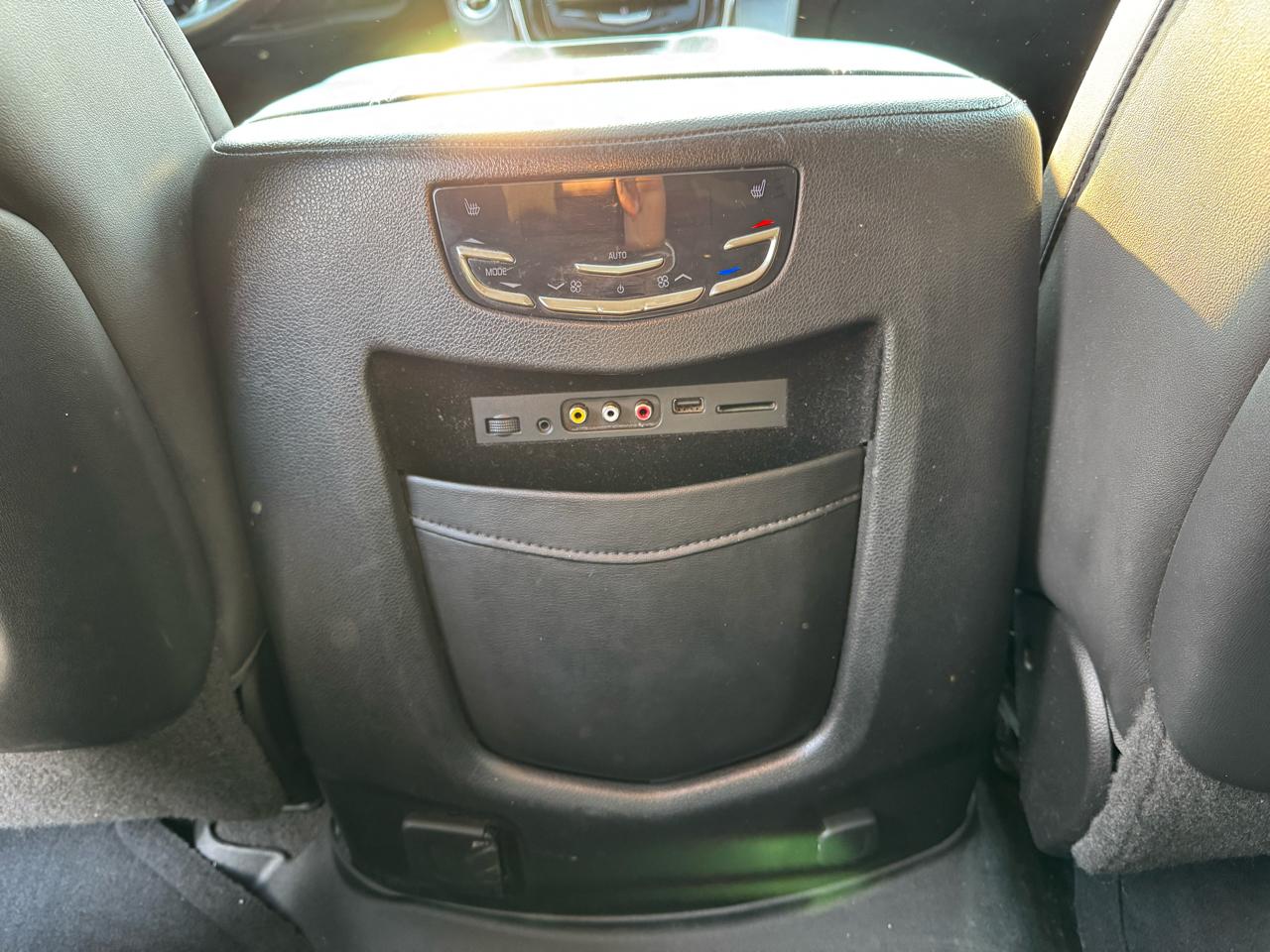 Cadillac Escalade Premium 4WD 2015