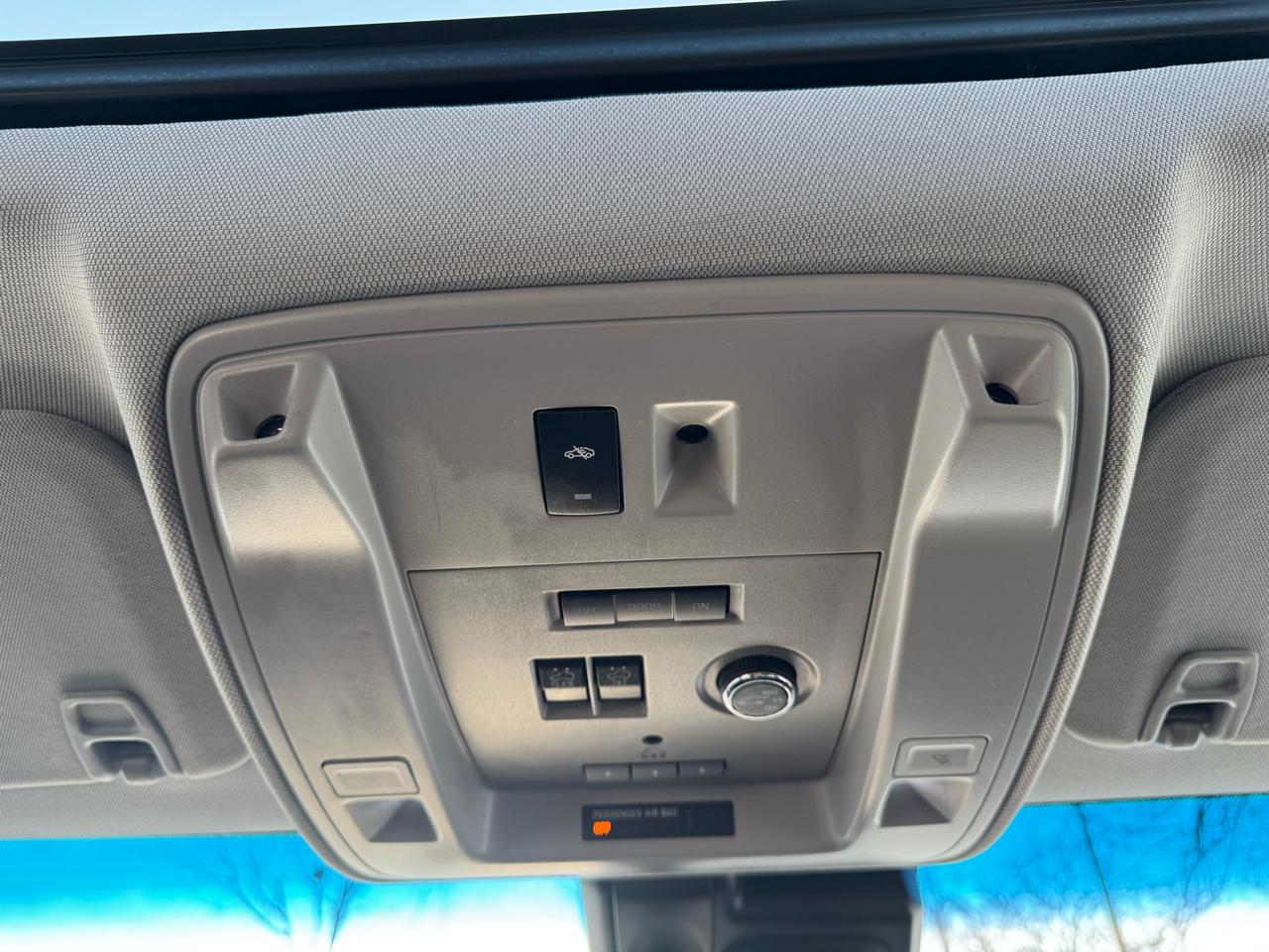 Cadillac Escalade Premium 4WD 2015