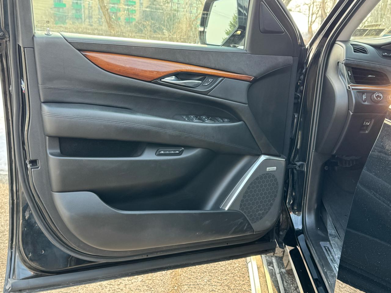 Cadillac Escalade Premium 4WD 2015