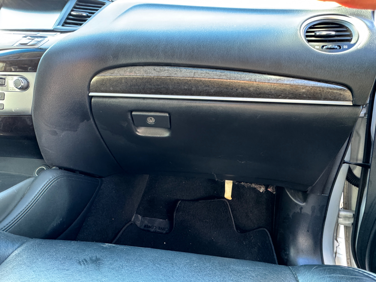 Infiniti QX60 4D SUV AWD 2015