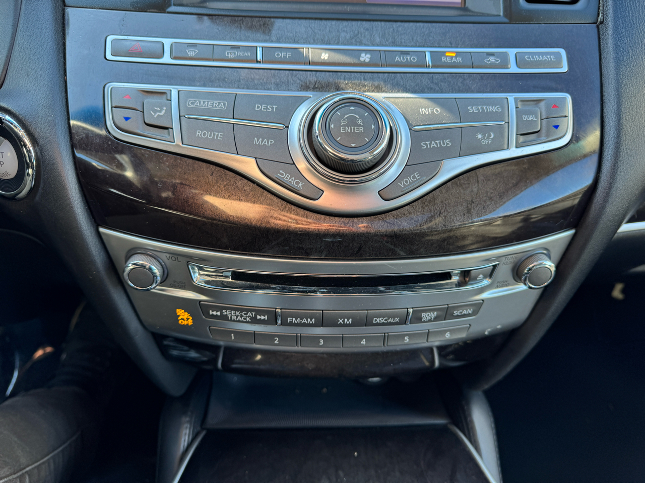 Infiniti QX60 4D SUV AWD 2015