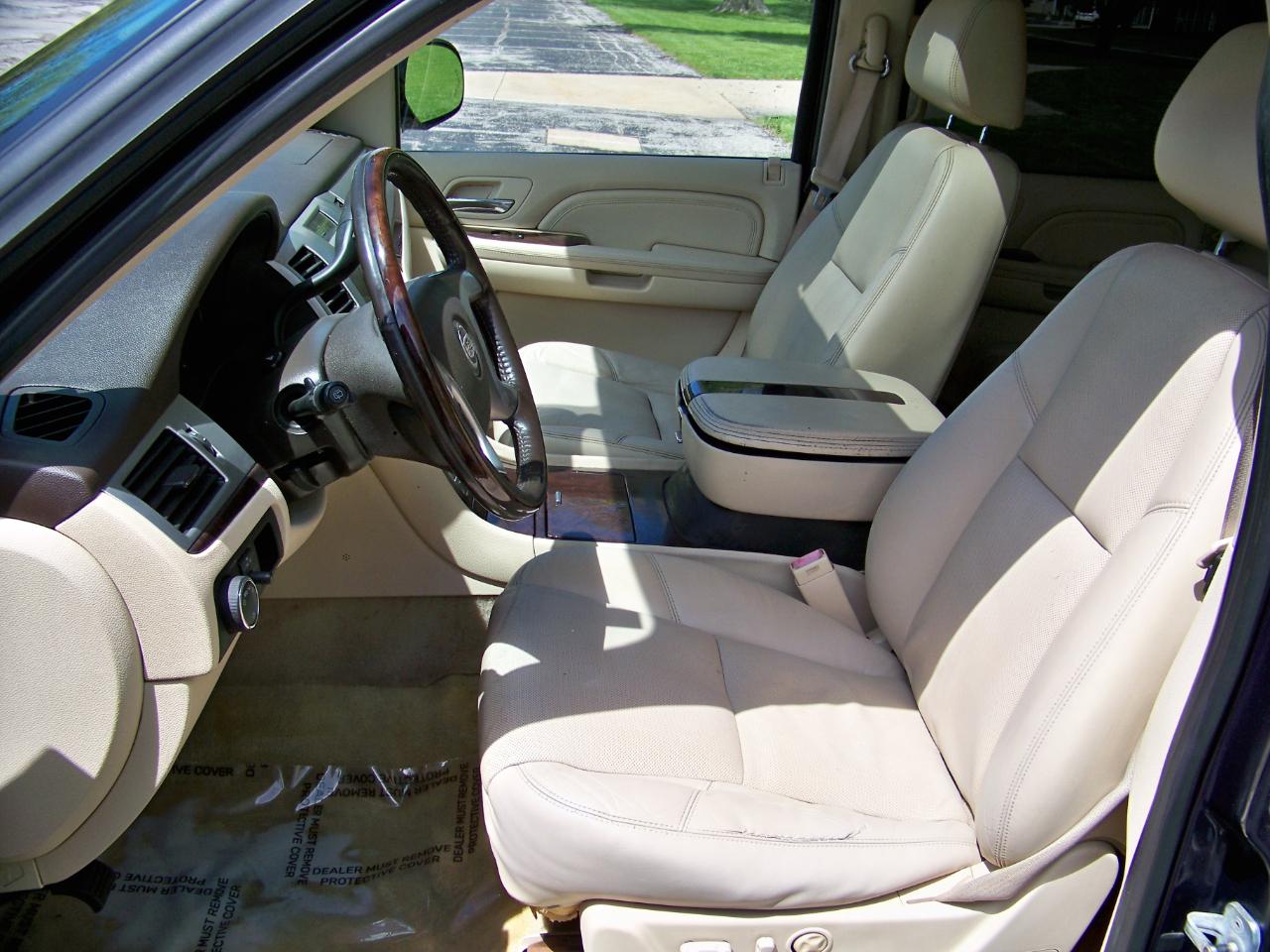 Cadillac Escalade AWD 2008