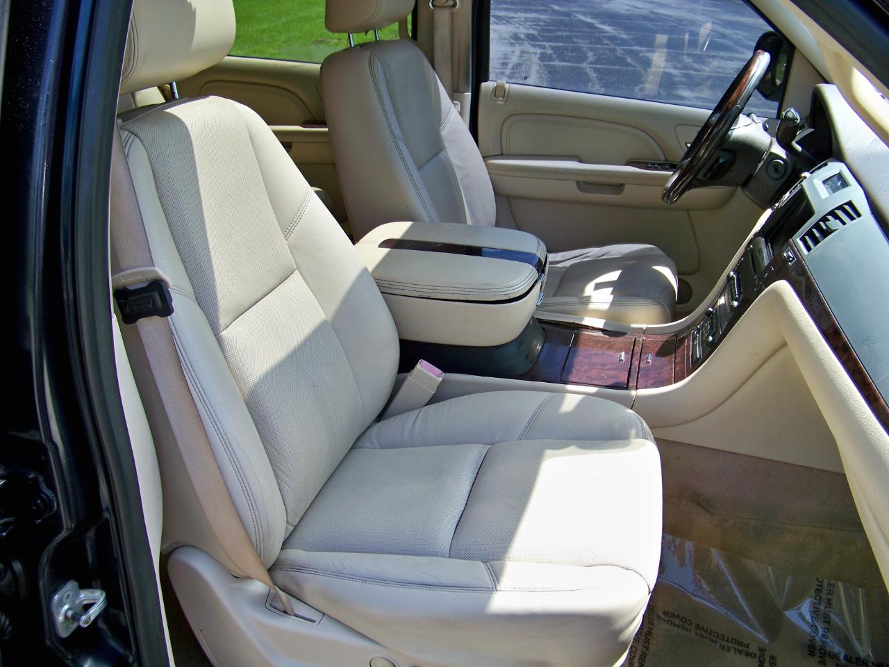 Cadillac Escalade AWD 2008