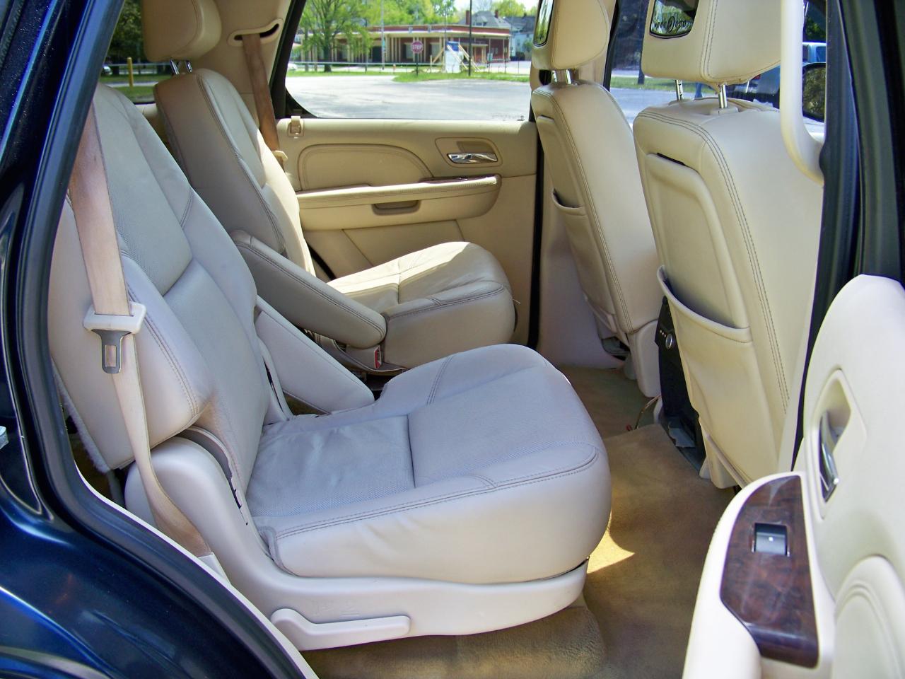 Cadillac Escalade AWD 2008