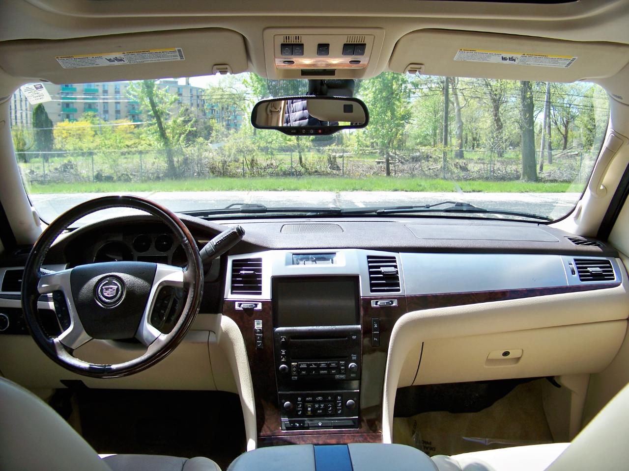 Cadillac Escalade AWD 2008