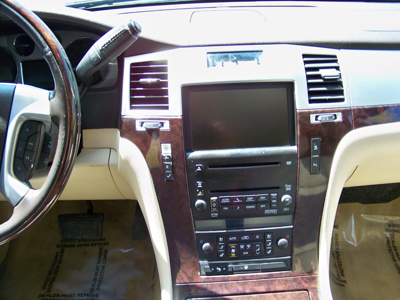 Cadillac Escalade AWD 2008