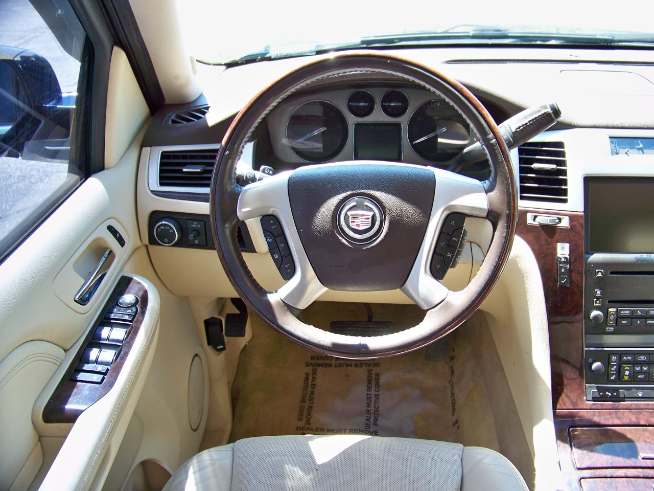 Cadillac Escalade AWD 2008