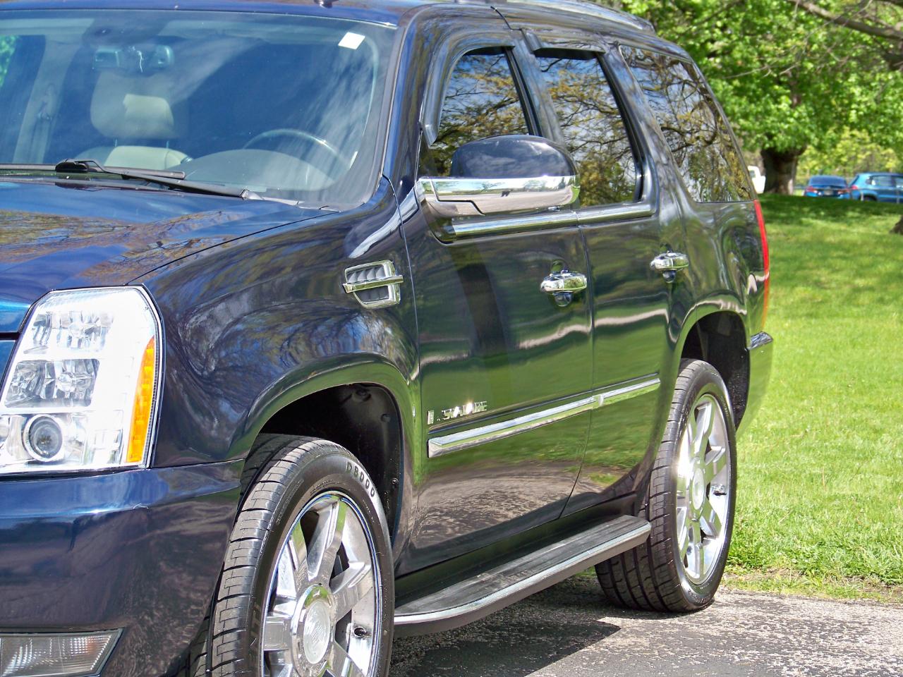 Cadillac Escalade AWD 2008