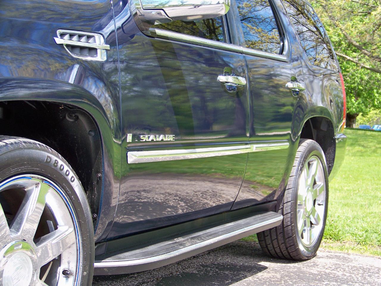 Cadillac Escalade AWD 2008