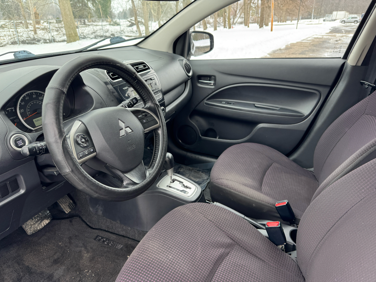 Mitsubishi Mirage DE 2014