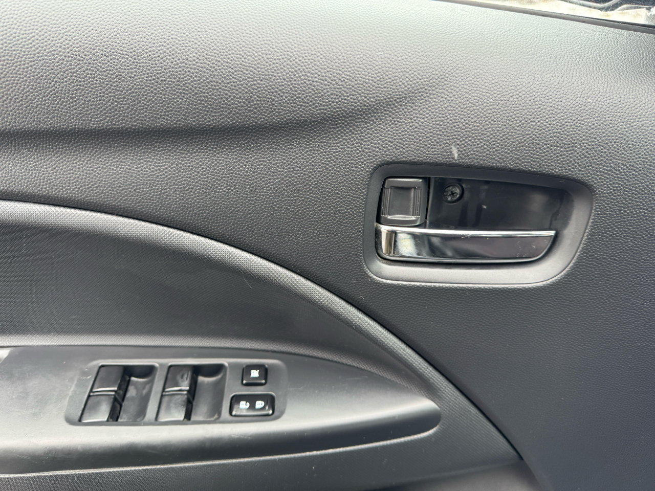 Mitsubishi Mirage DE 2014