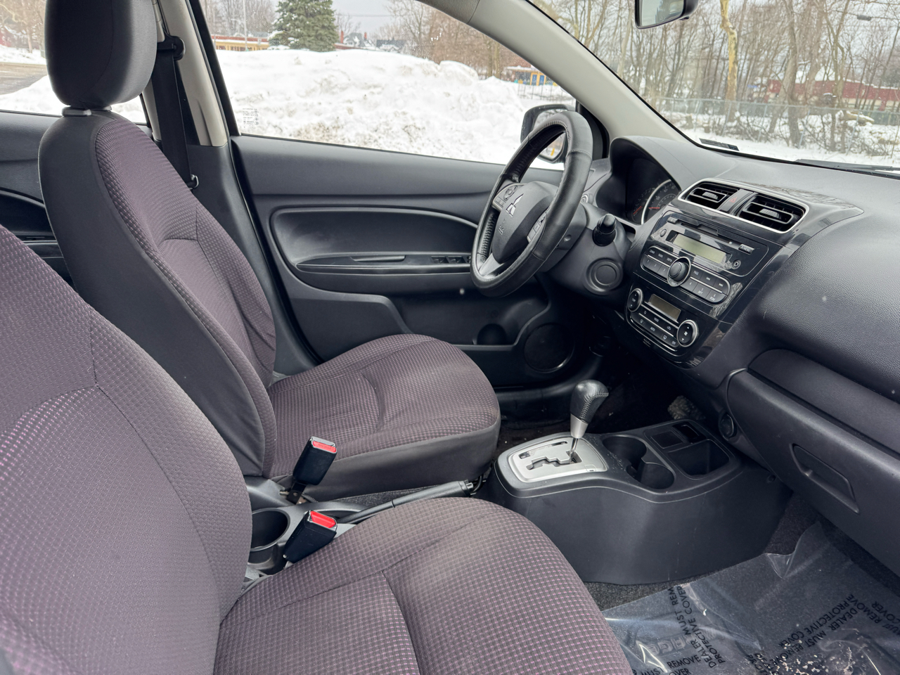 Mitsubishi Mirage DE 2014