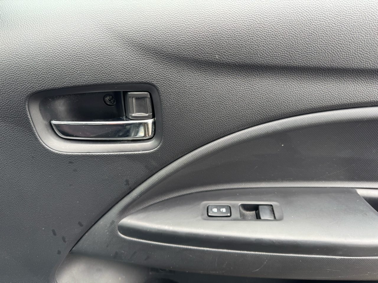 Mitsubishi Mirage DE 2014