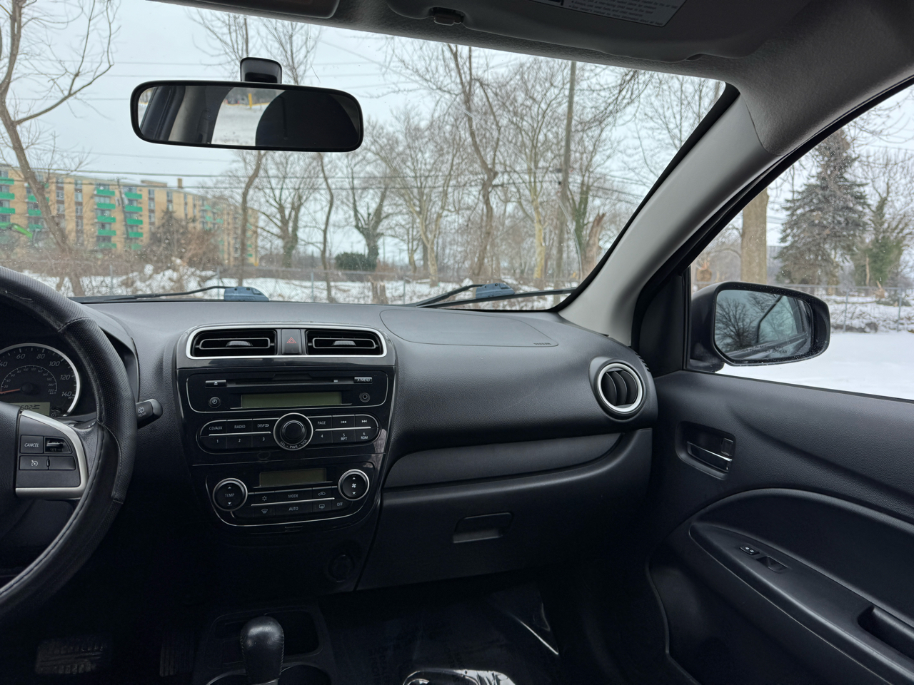 Mitsubishi Mirage DE 2014