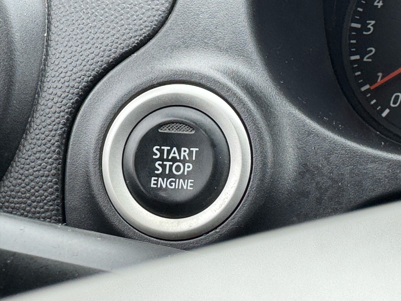 Mitsubishi Mirage DE 2014