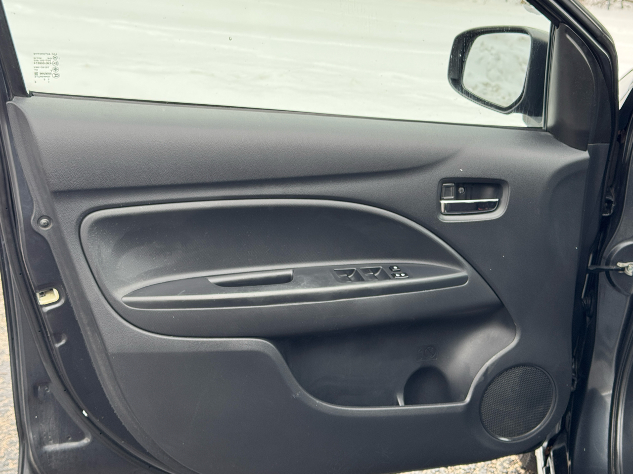 Mitsubishi Mirage DE 2014