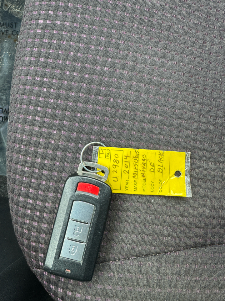 Mitsubishi Mirage DE 2014