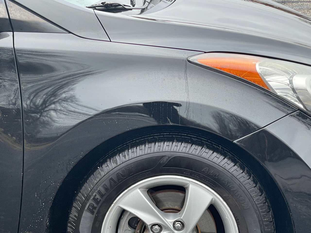 Hyundai Elantra GLS Auto 2012