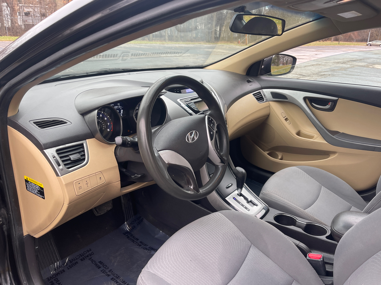 Hyundai Elantra GLS Auto 2012