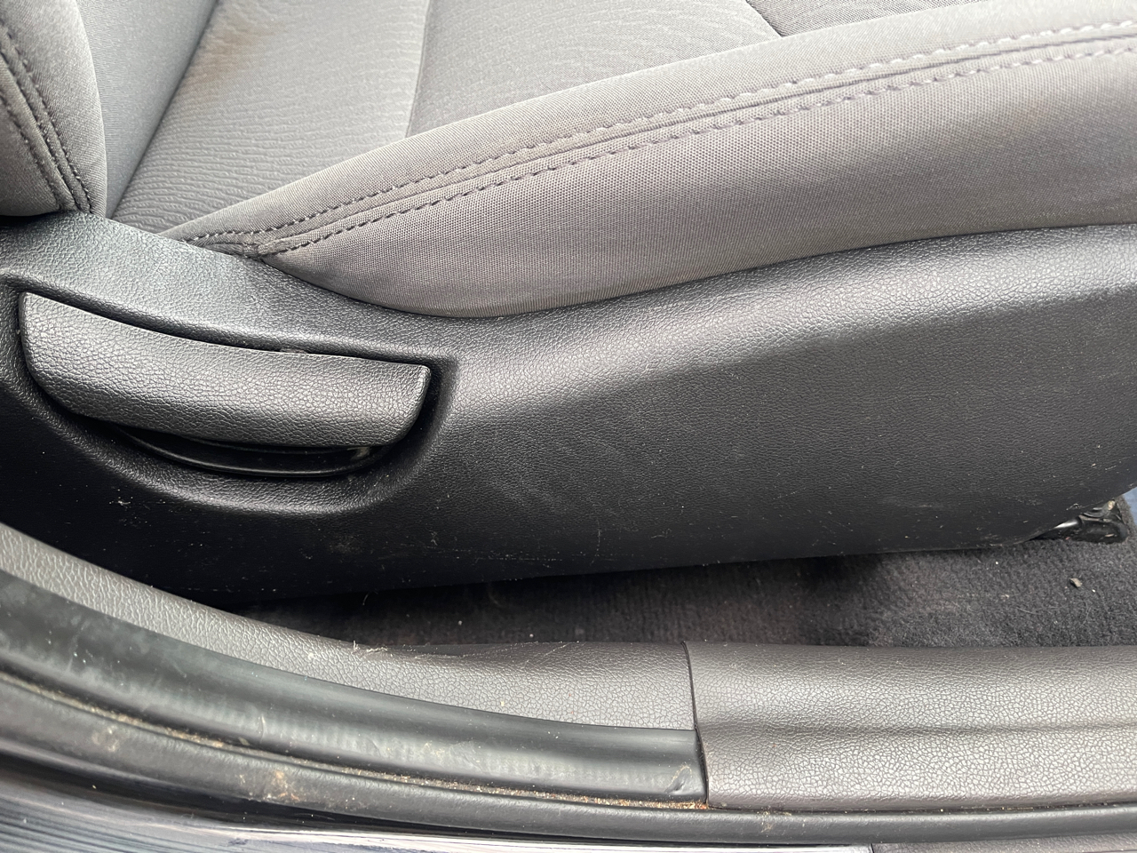 Hyundai Elantra GLS Auto 2012