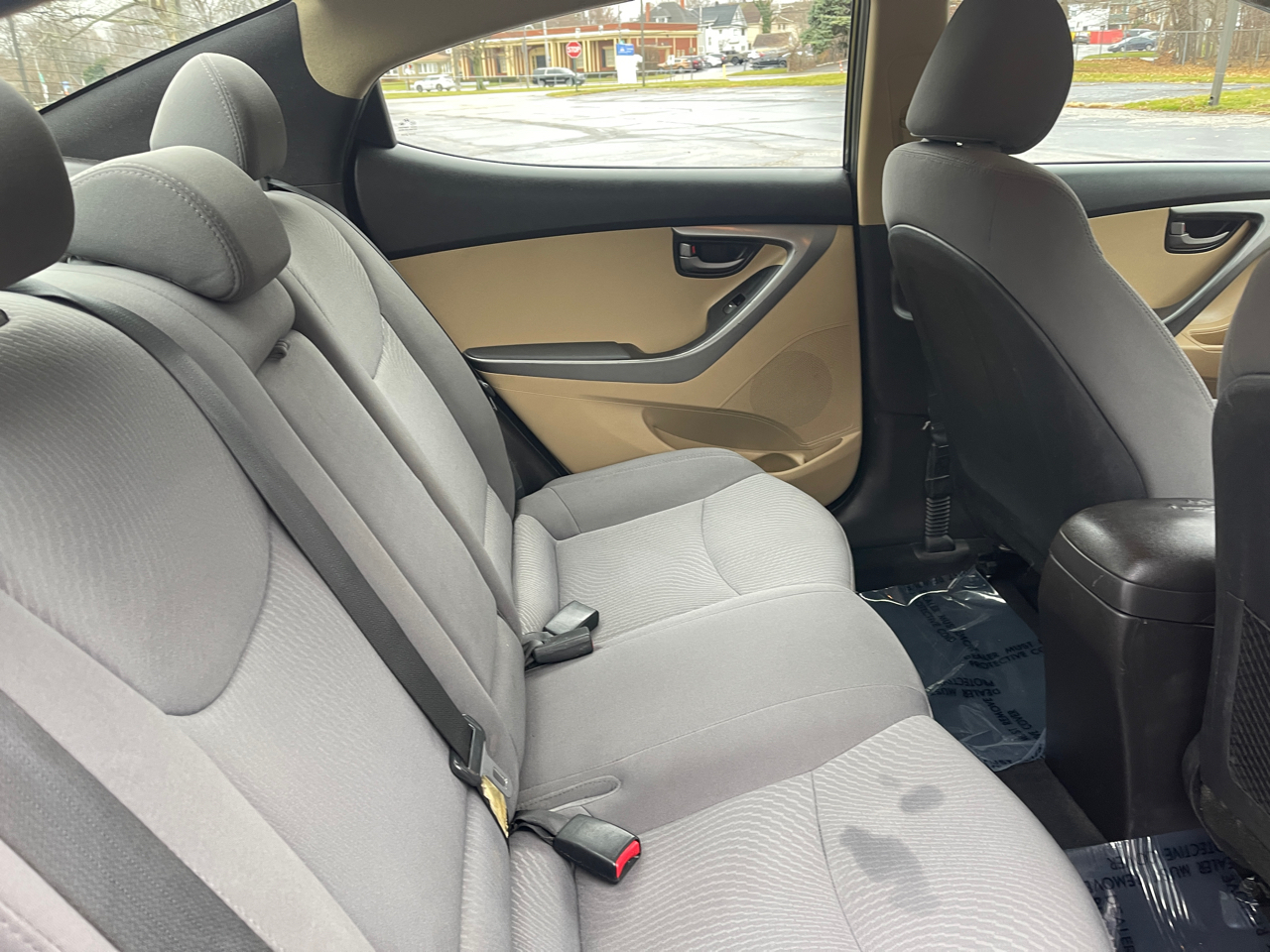 Hyundai Elantra GLS Auto 2012