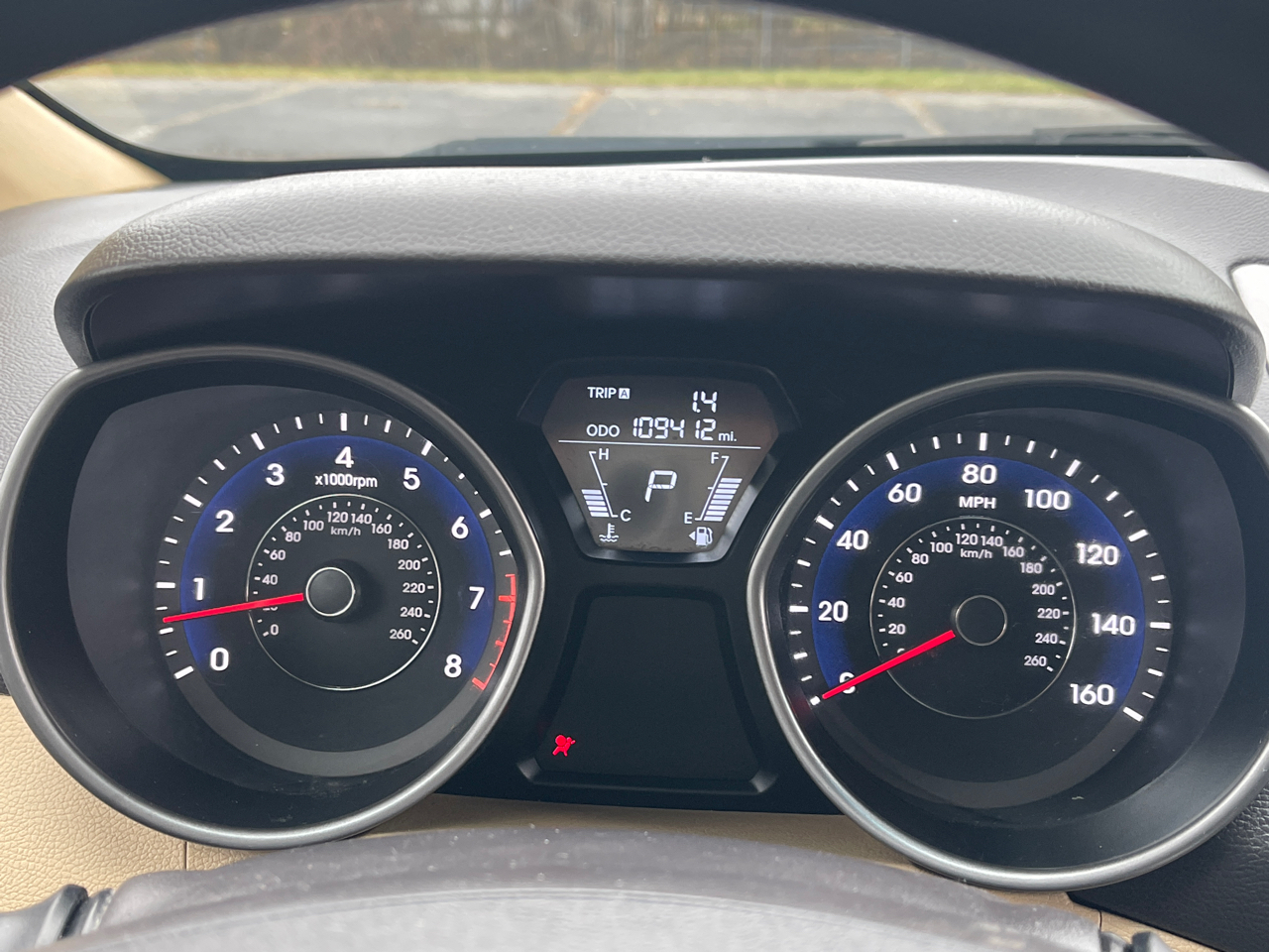 Hyundai Elantra GLS Auto 2012