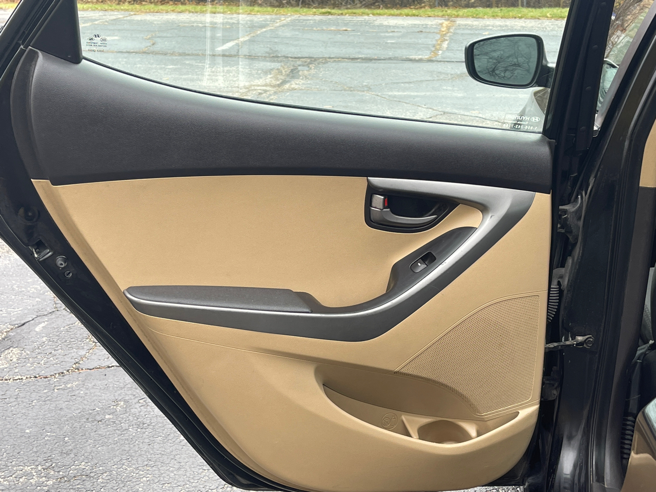 Hyundai Elantra GLS Auto 2012