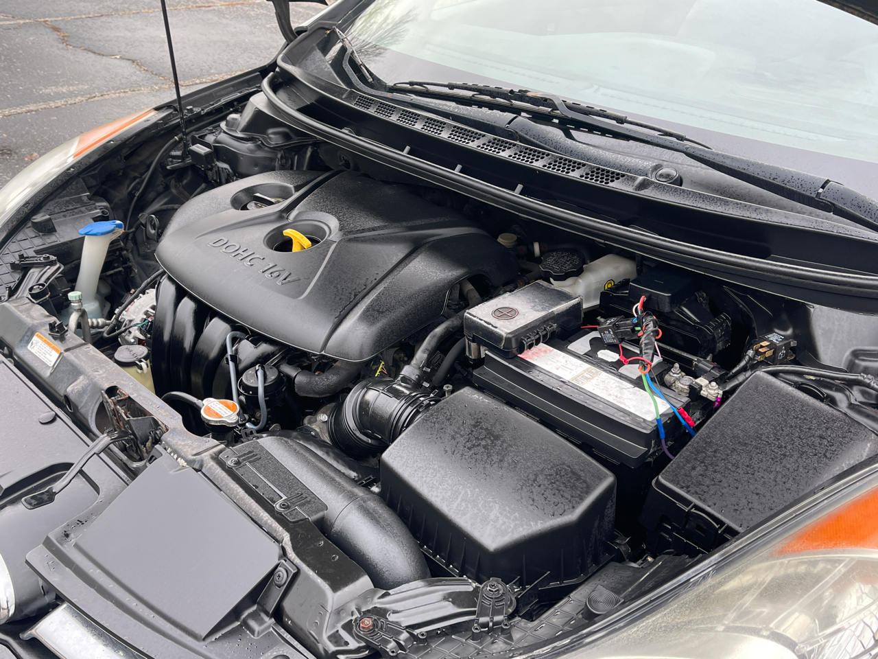 Hyundai Elantra GLS Auto 2012