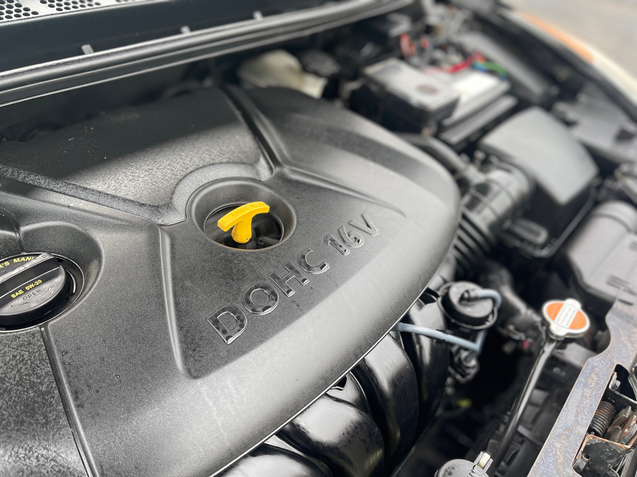 Hyundai Elantra GLS Auto 2012