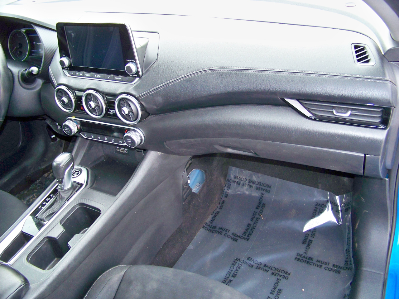 Nissan Sentra SV 4D Sedan 2021