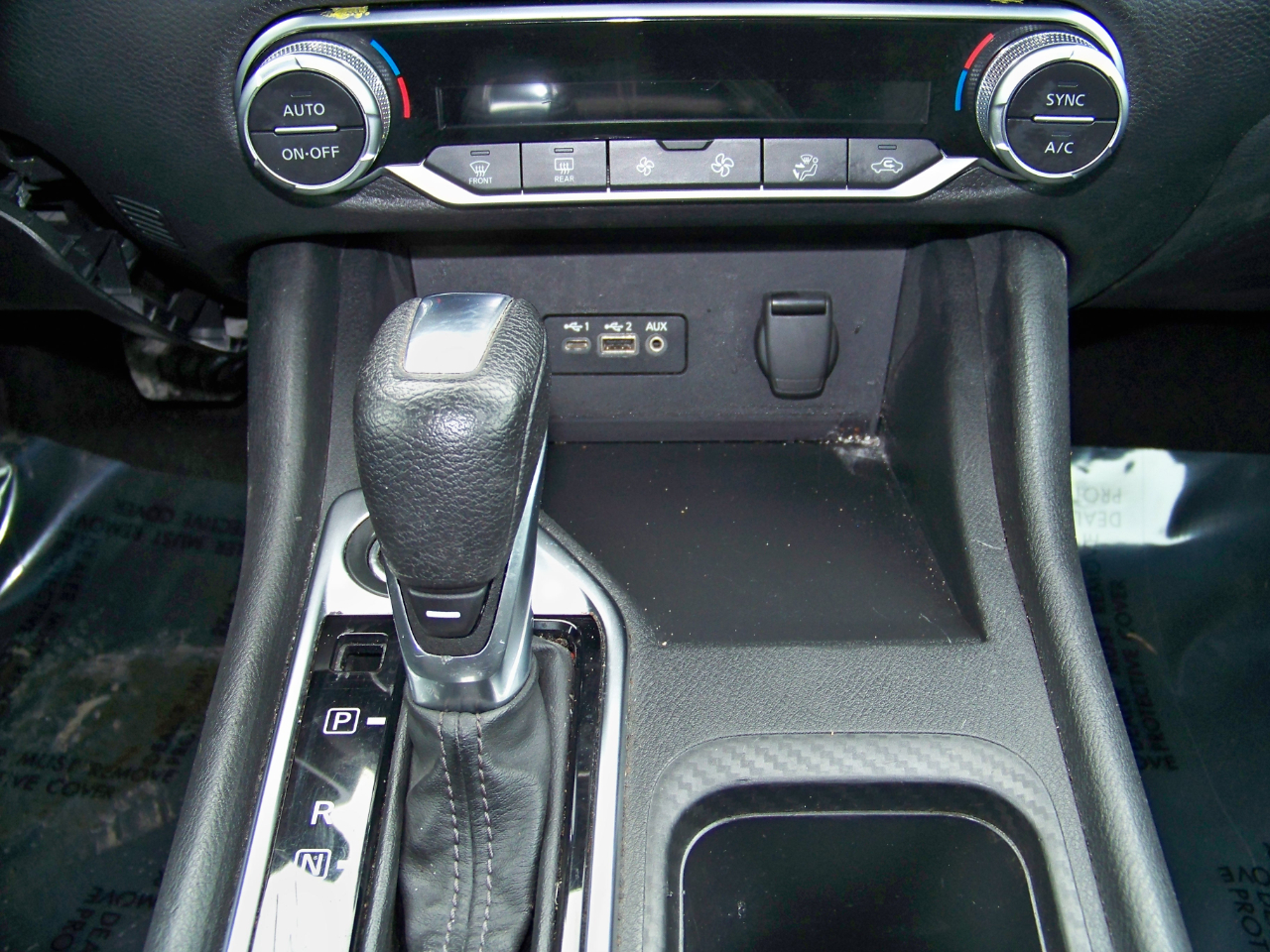 Nissan Sentra SV 4D Sedan 2021