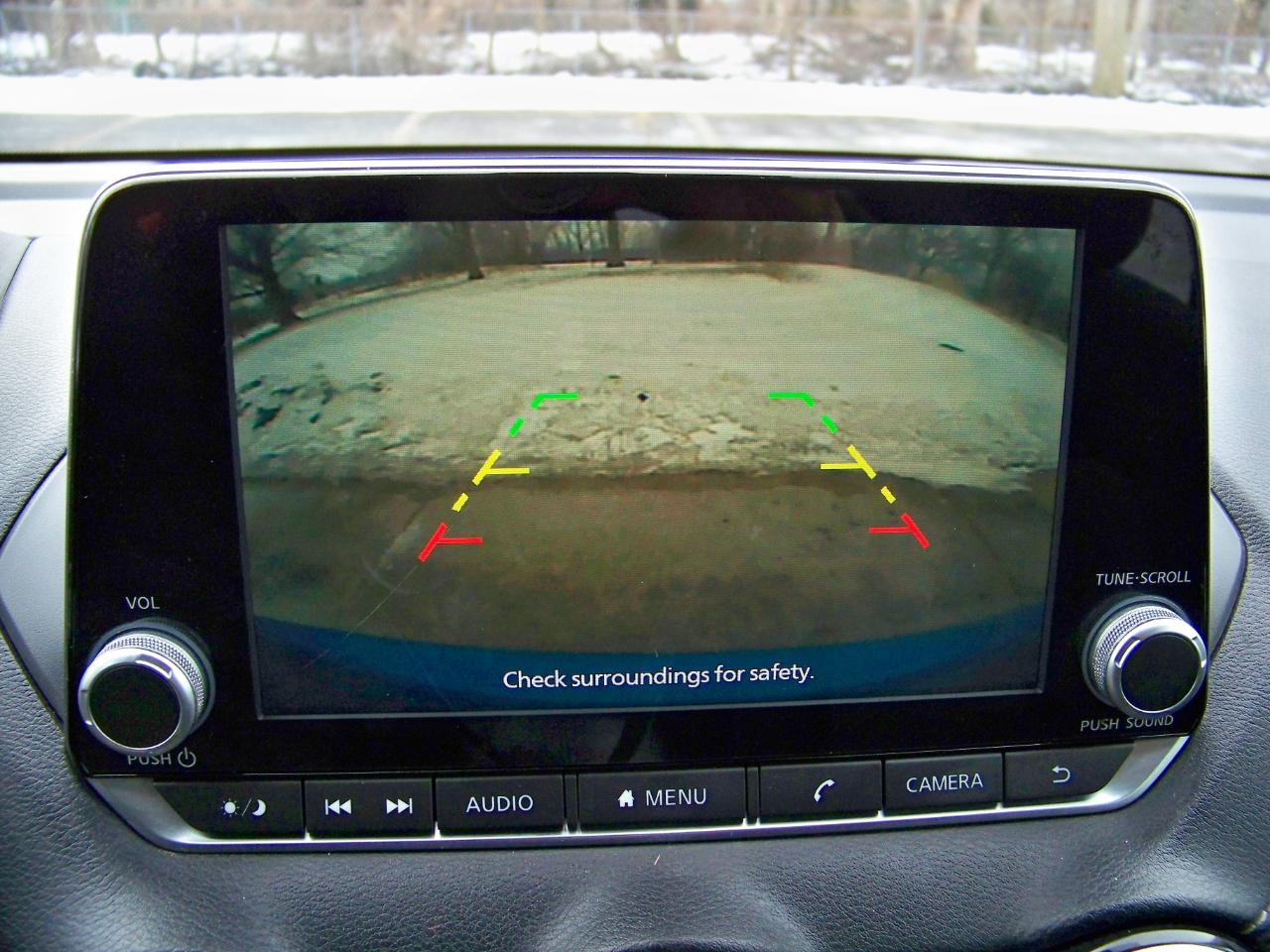 Nissan Sentra SV 4D Sedan 2021