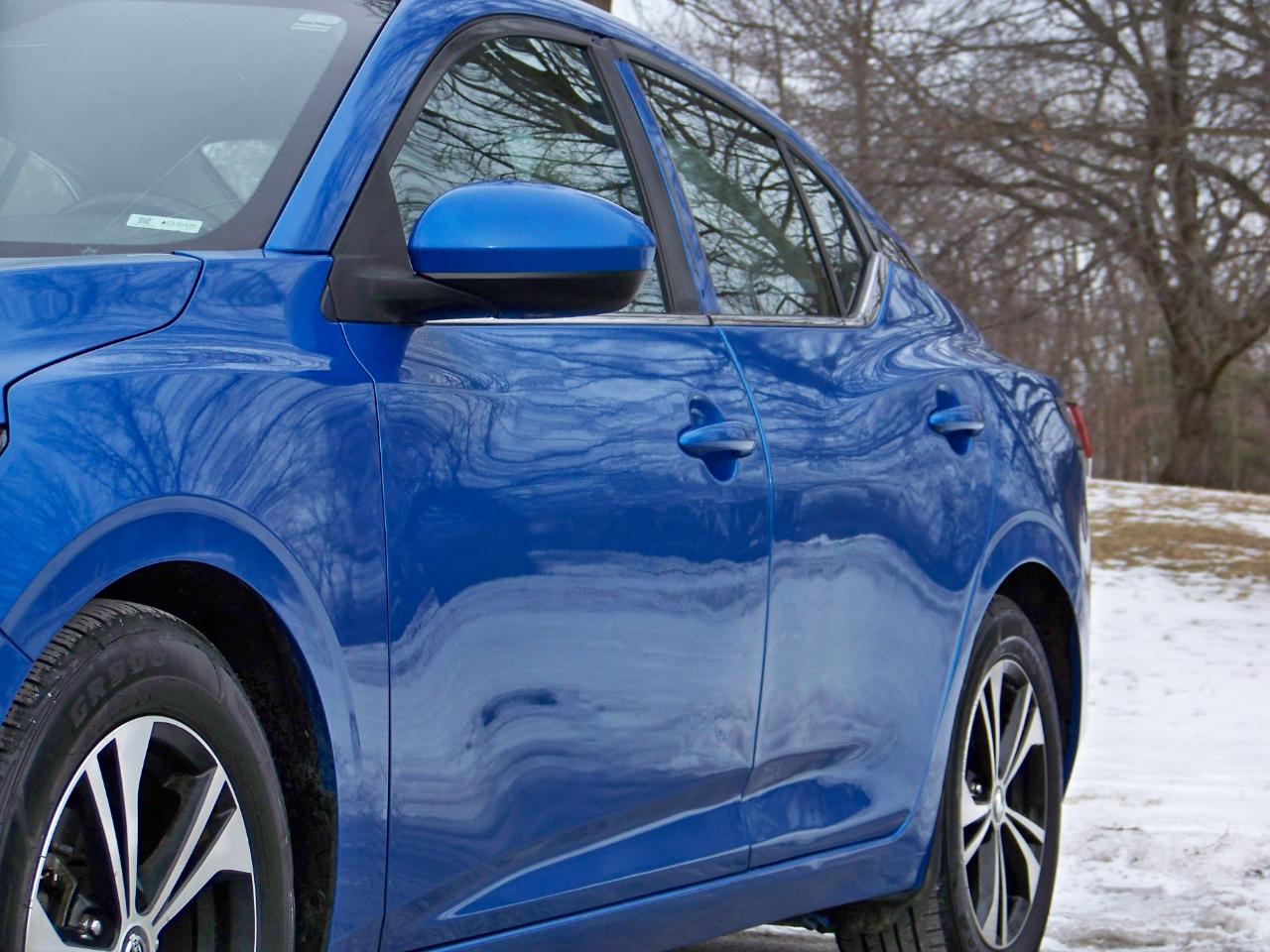 Nissan Sentra SV 4D Sedan 2021