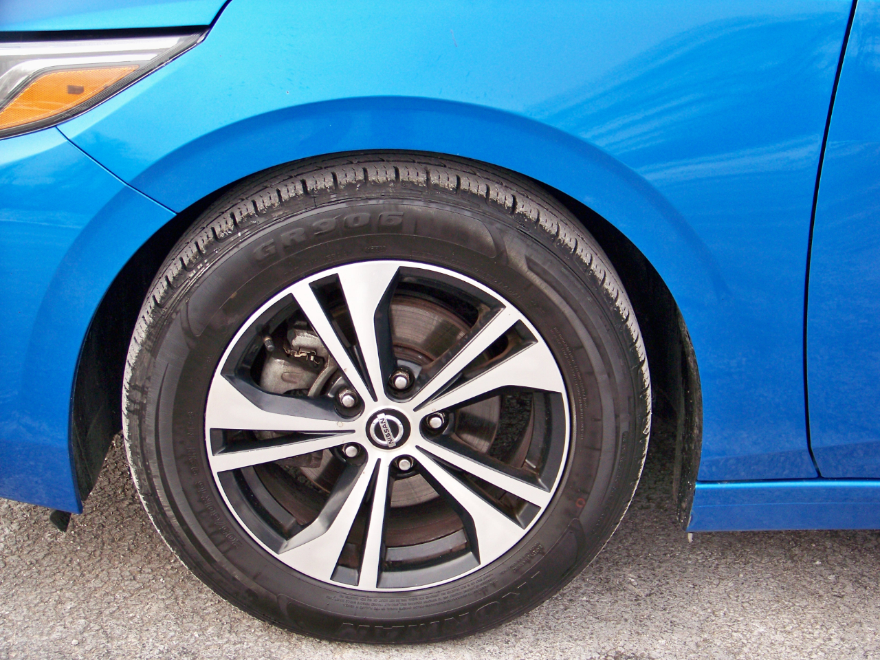 Nissan Sentra SV 4D Sedan 2021