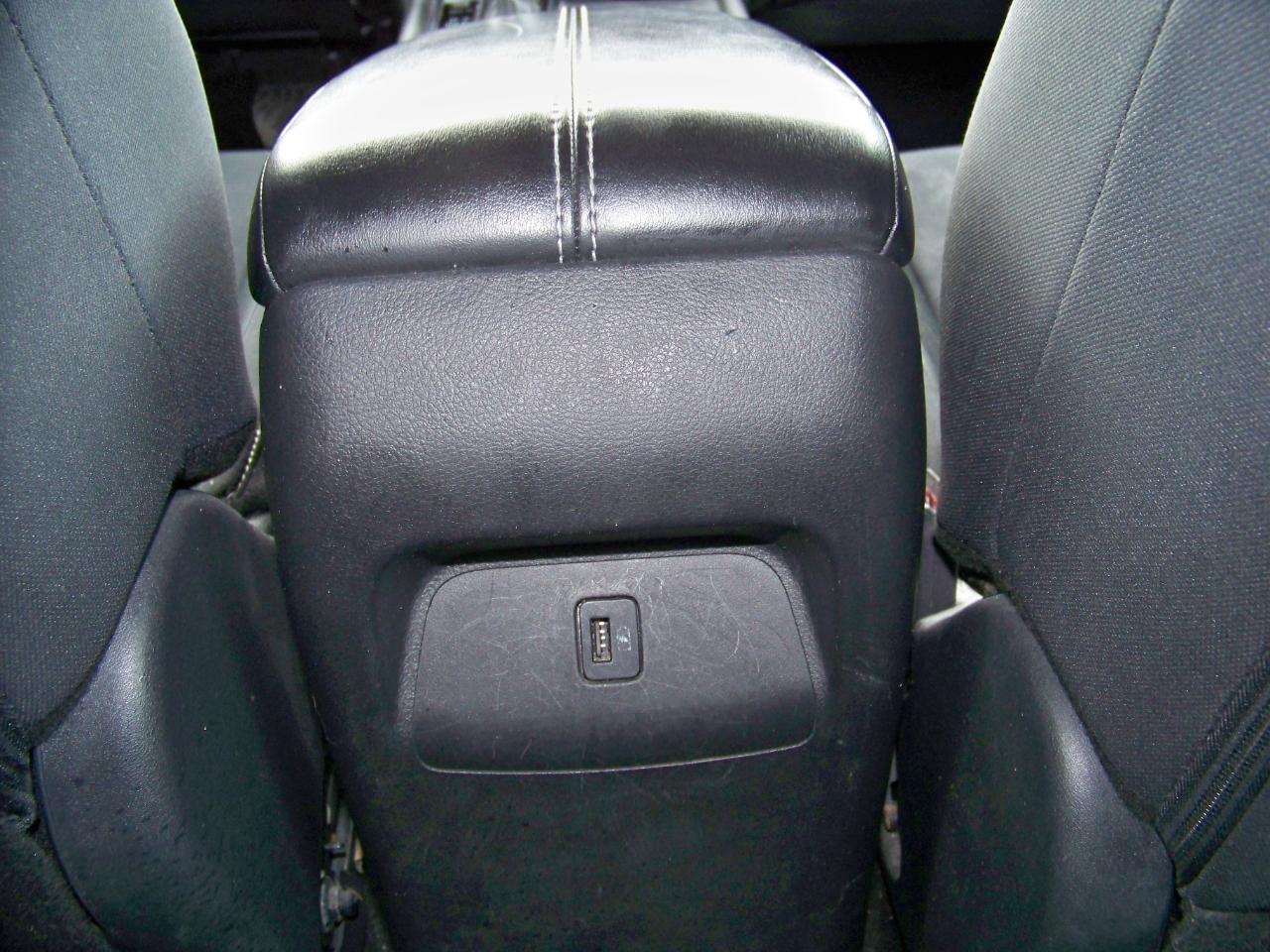 Nissan Sentra SV 4D Sedan 2021
