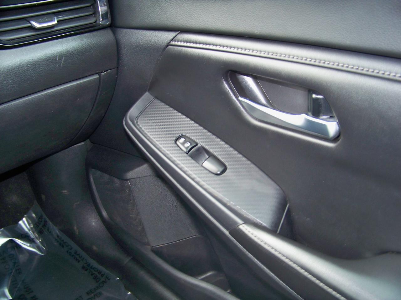 Nissan Sentra SV 4D Sedan 2021