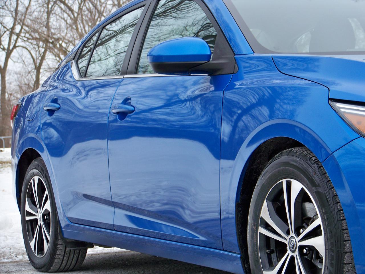Nissan Sentra SV 4D Sedan 2021