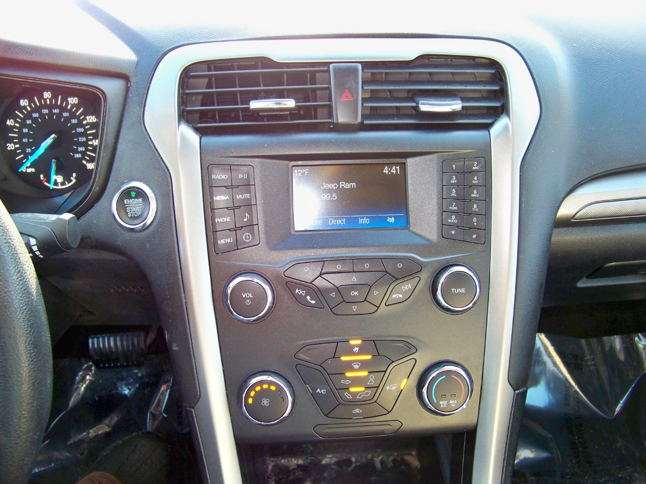 Ford Fusion 4dr Sdn I4 S 2019