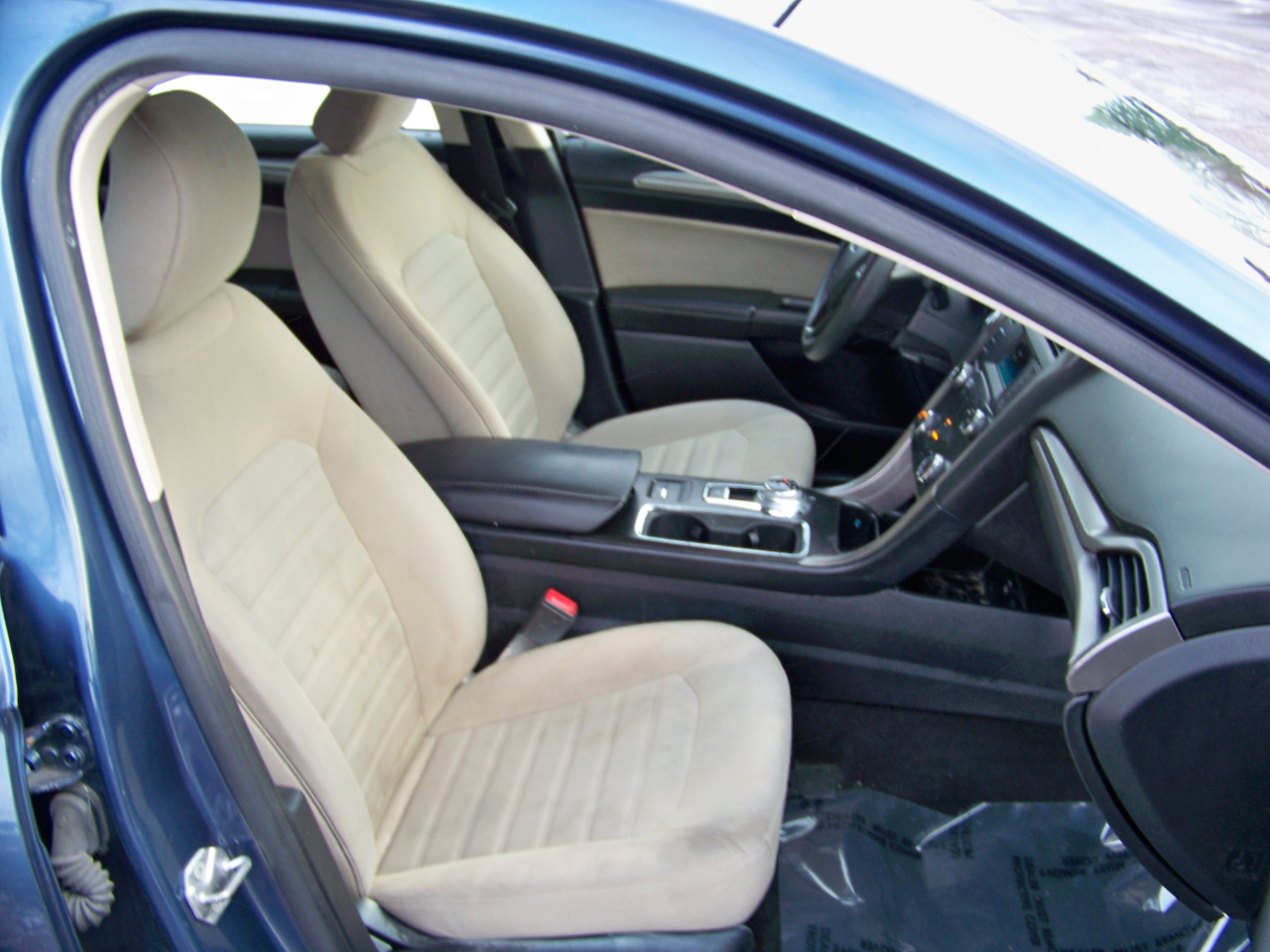 Ford Fusion 4dr Sdn I4 S 2019