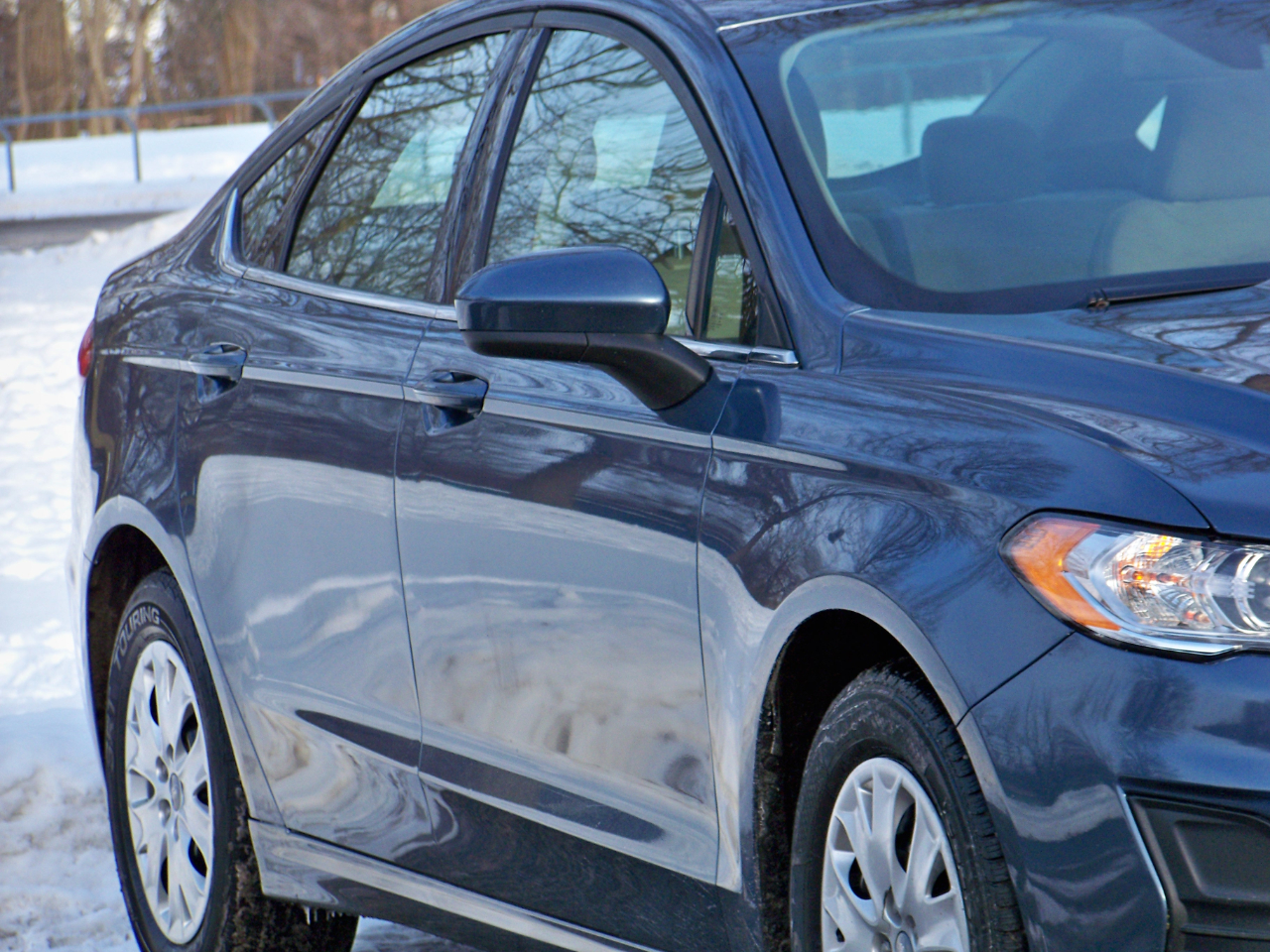 Ford Fusion 4dr Sdn I4 S 2019