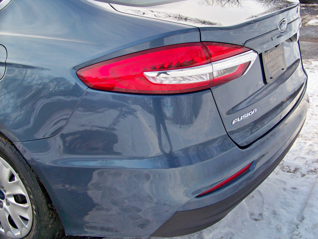 Ford Fusion 4dr Sdn I4 S 2019