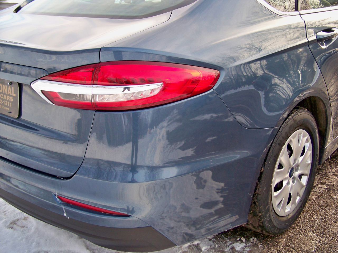 Ford Fusion 4dr Sdn I4 S 2019