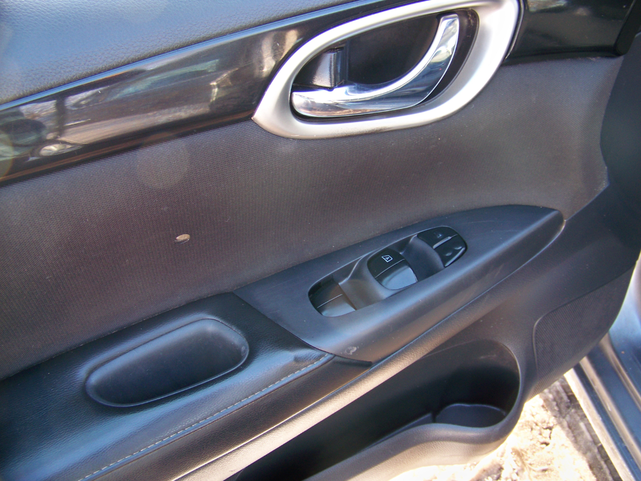 Nissan Sentra SV 4D Sedan 2019