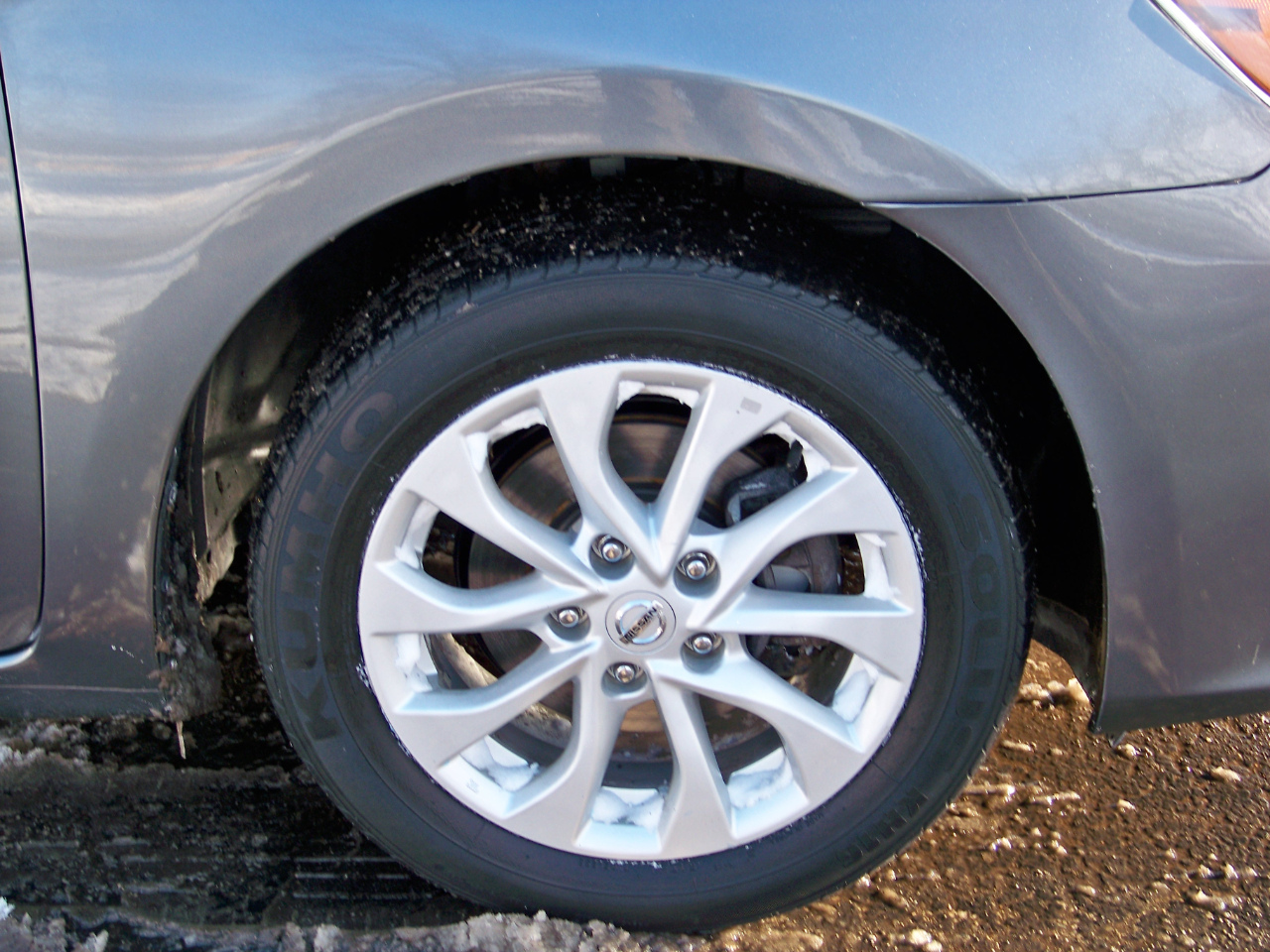 Nissan Sentra SV 4D Sedan 2019