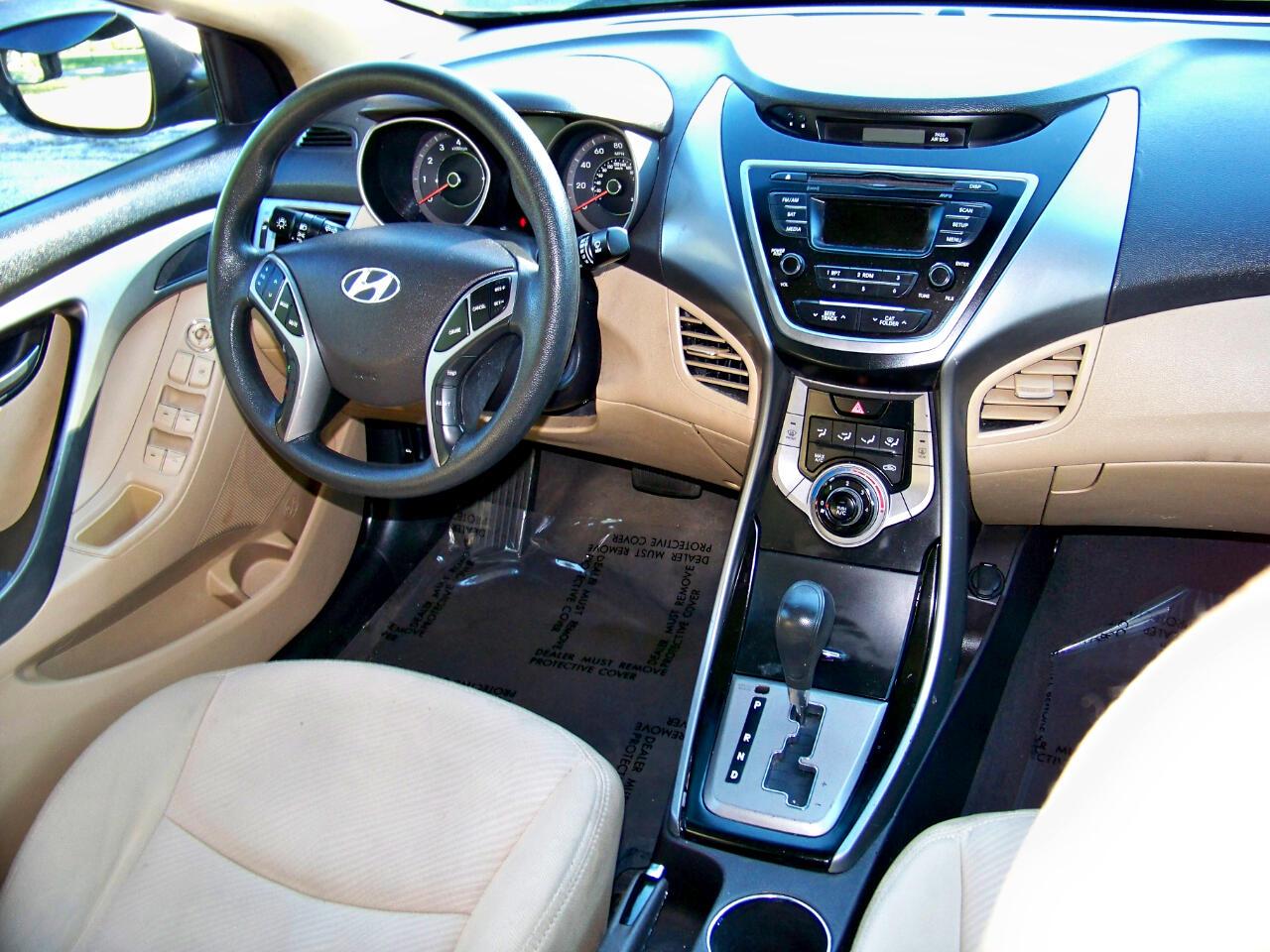 Hyundai Elantra GLS 4-Door 2013