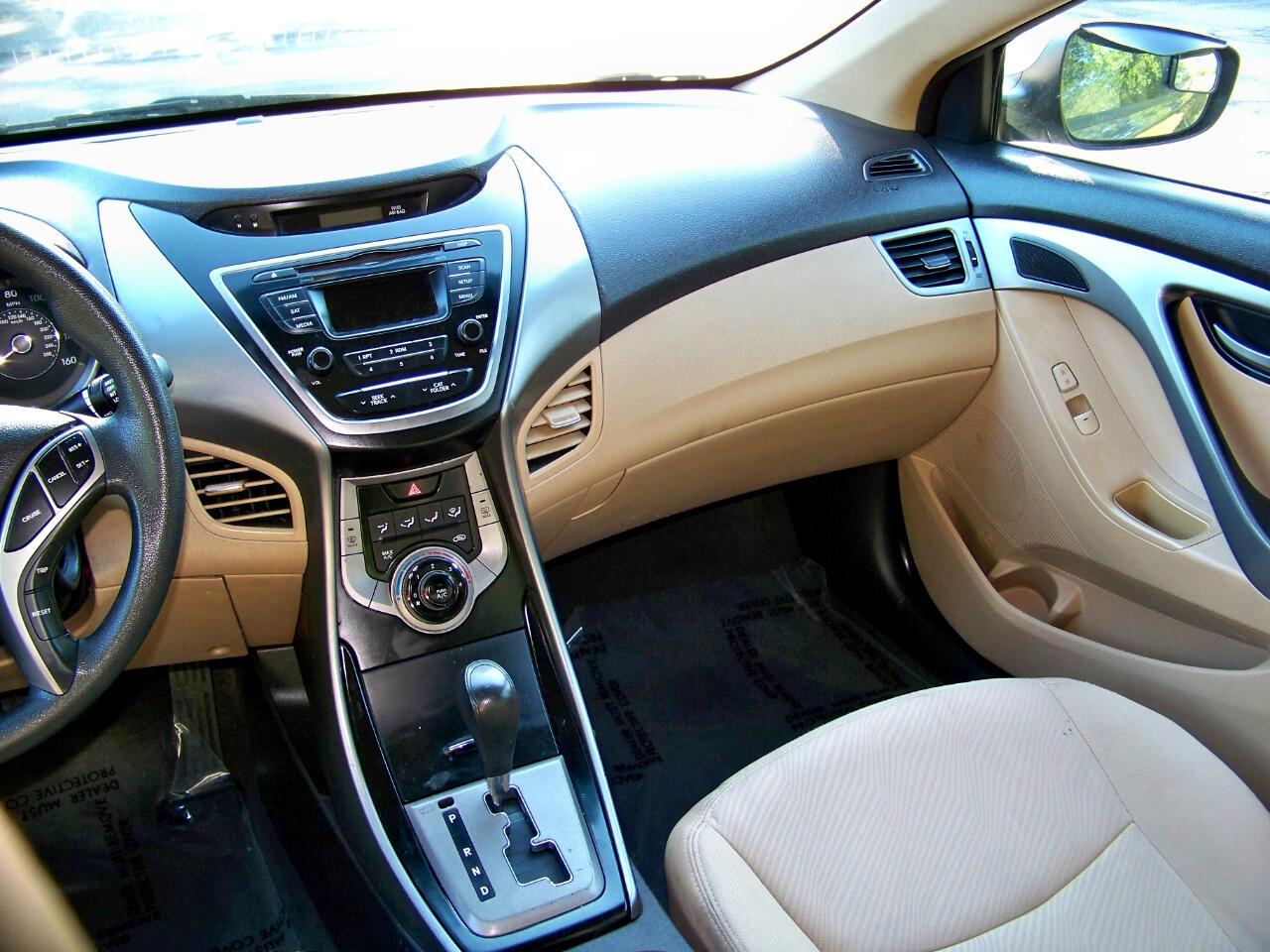 Hyundai Elantra GLS 4-Door 2013